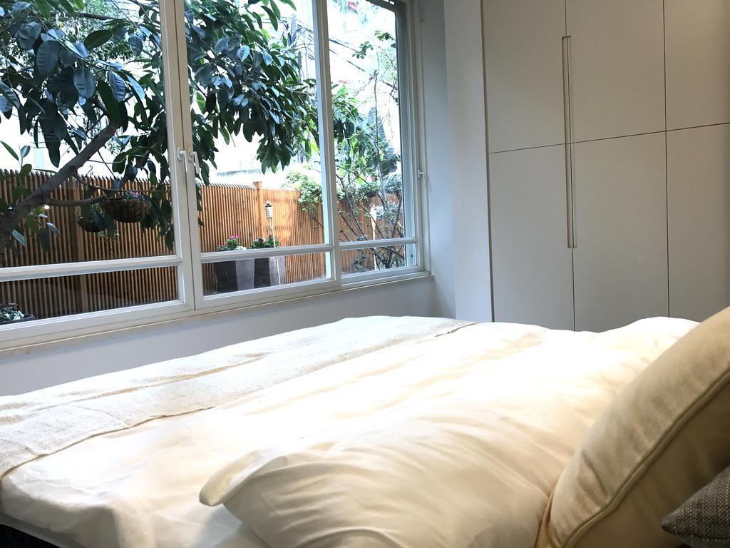 Luxurious By The Beach Apartment With Garden テル・アビブ エクステリア 写真
