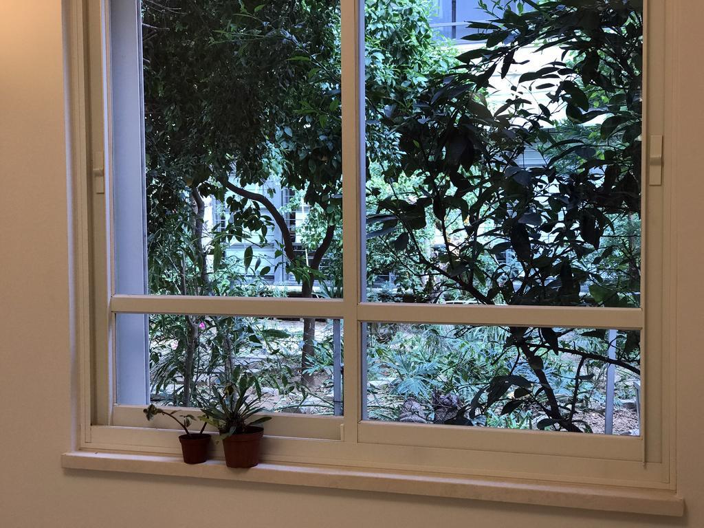 Luxurious By The Beach Apartment With Garden テル・アビブ エクステリア 写真