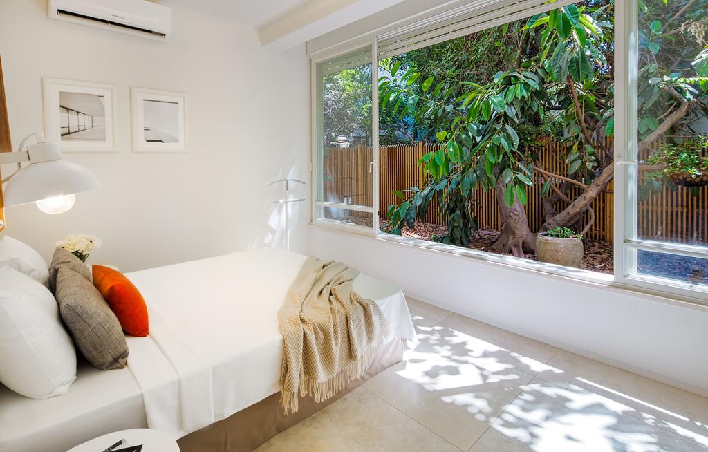Luxurious By The Beach Apartment With Garden テル・アビブ エクステリア 写真
